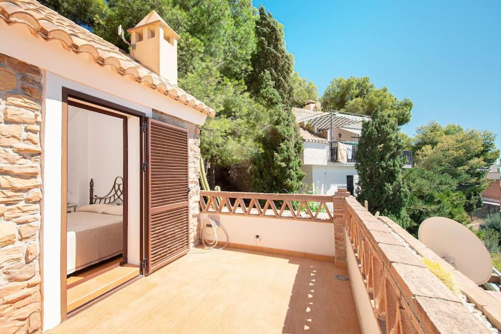 Sunny House With Great Sea Views, 3 Terraces, Private Heated Pool And Sauna La Herradura  Dış mekan fotoğraf